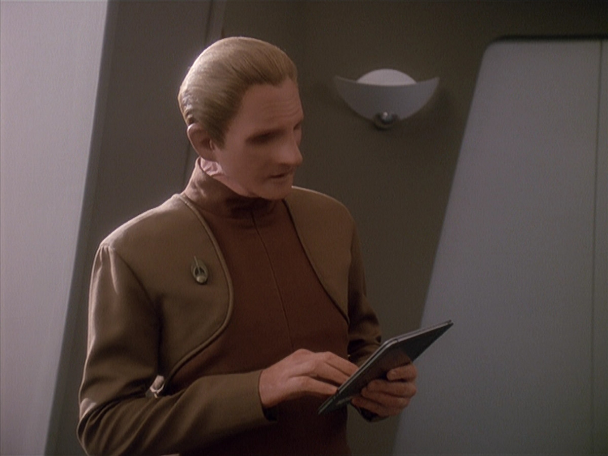 extant_StarTrek_DS9_4x12-ParadiseLost_00190.jpg