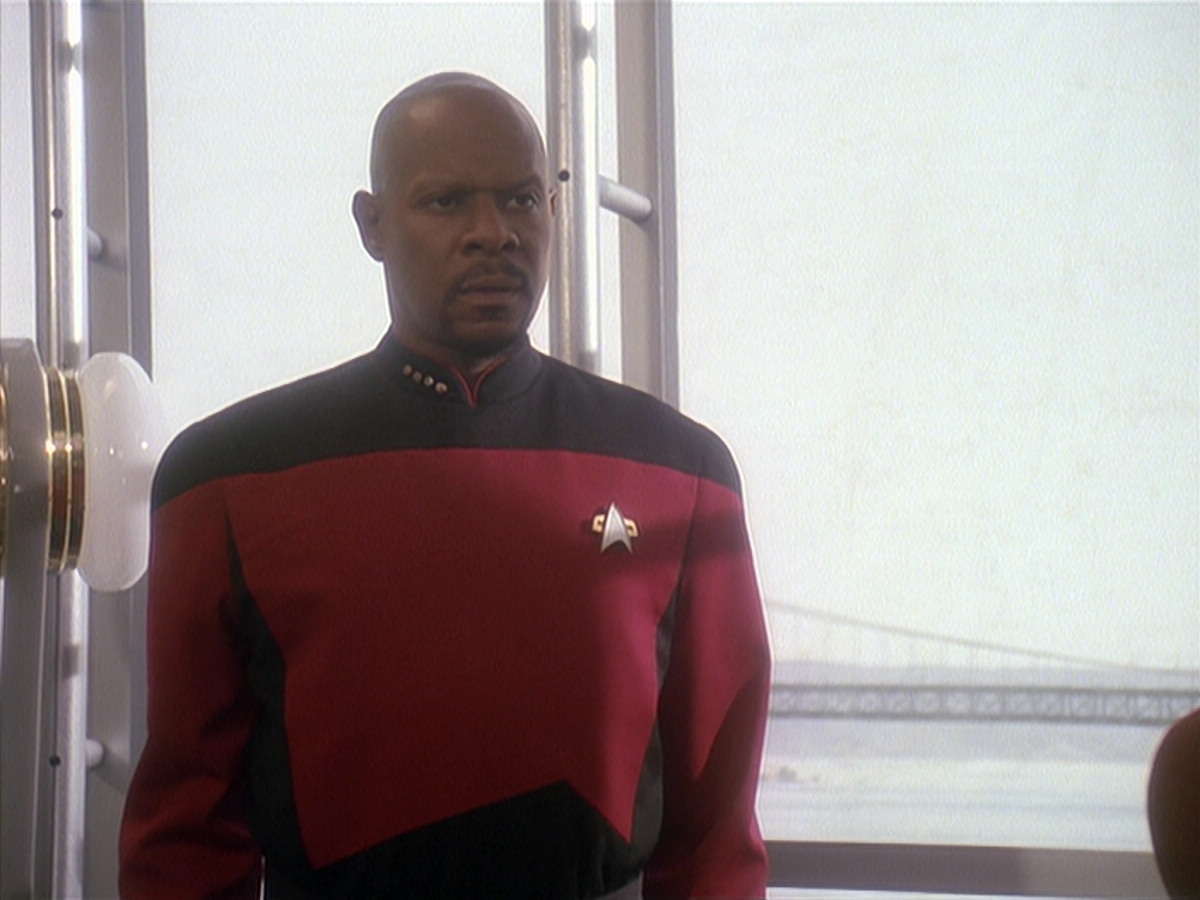 extant_StarTrek_DS9_4x12-ParadiseLost_00194.jpg