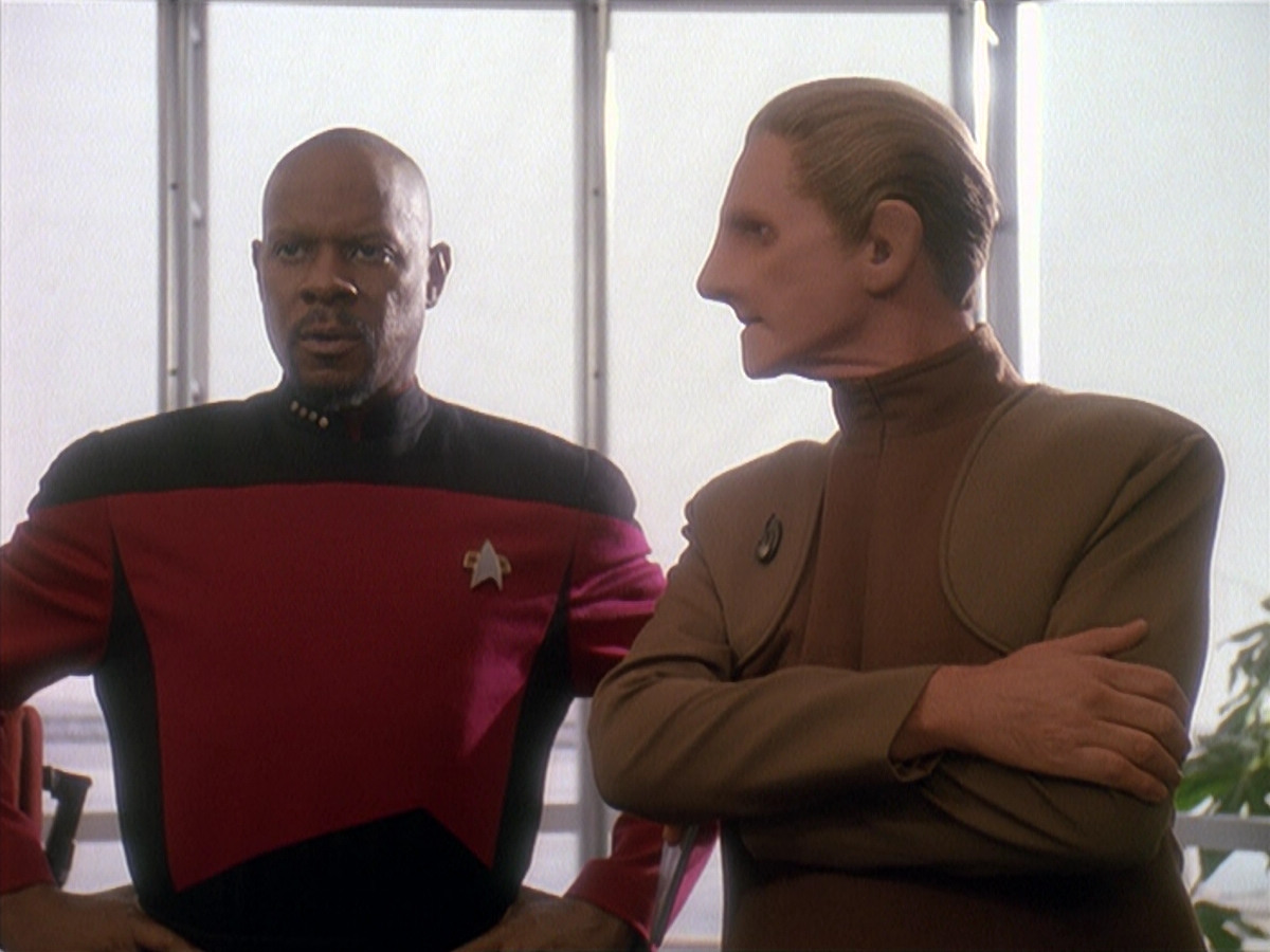 extant_StarTrek_DS9_4x12-ParadiseLost_00248.jpg