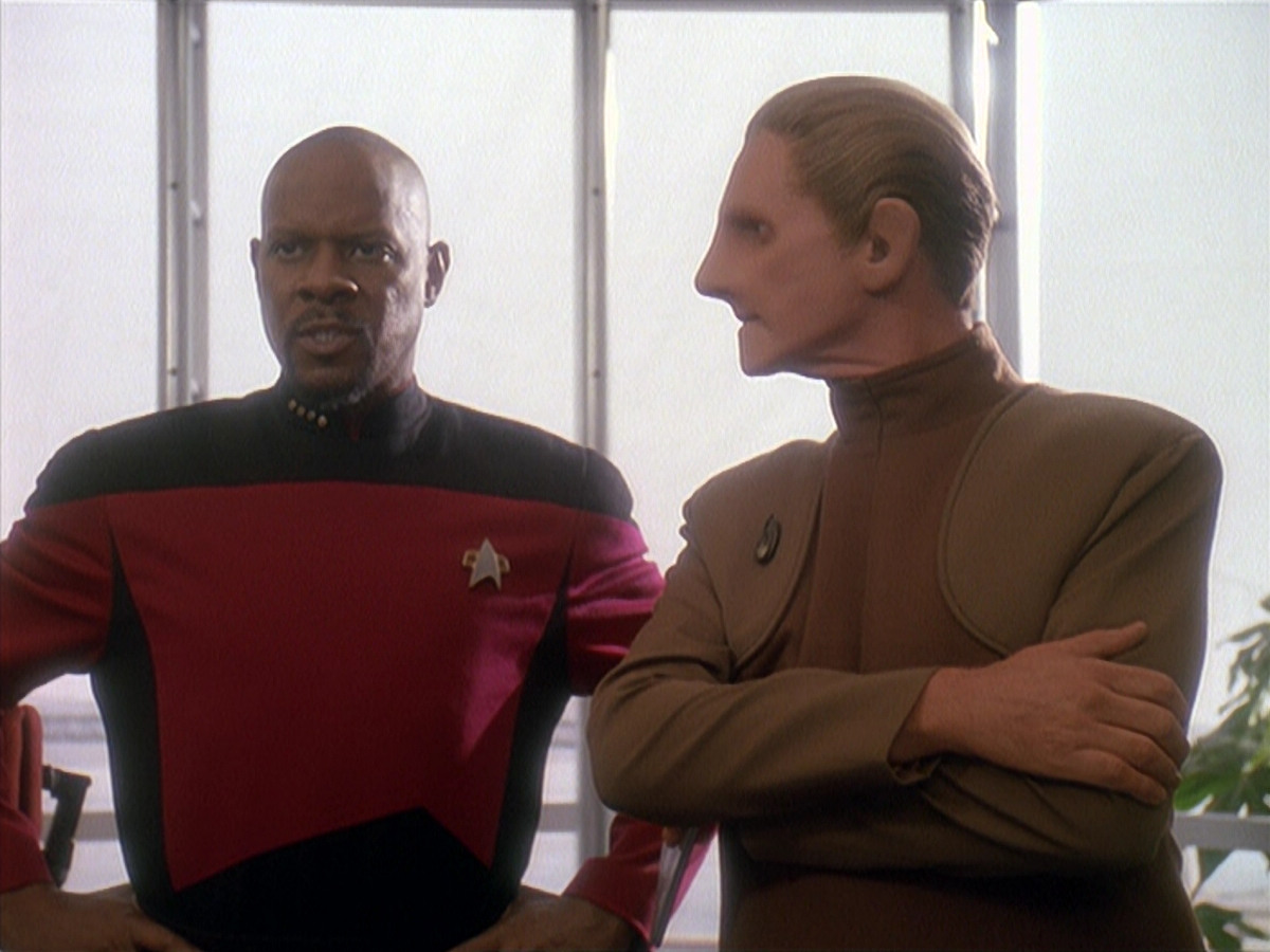 extant_StarTrek_DS9_4x12-ParadiseLost_00249.jpg
