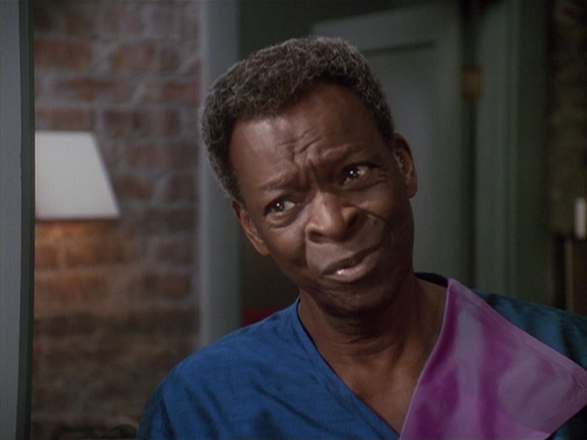 extant_StarTrek_DS9_4x12-ParadiseLost_00284.jpg