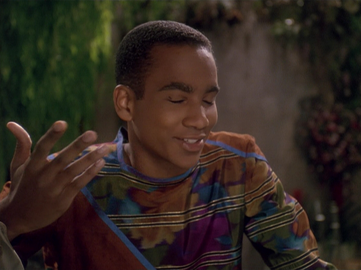 extant_StarTrek_DS9_4x12-ParadiseLost_00287.jpg