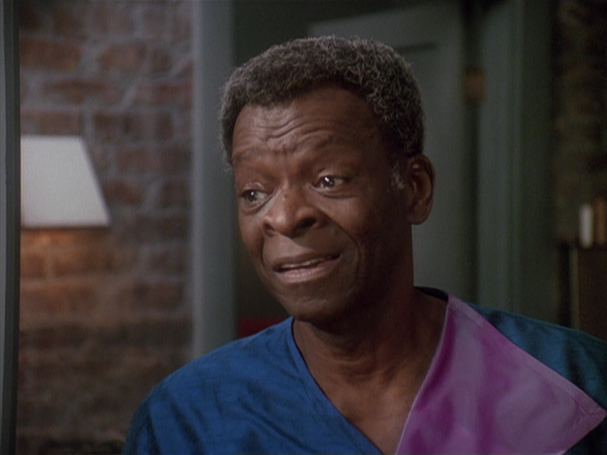 extant_StarTrek_DS9_4x12-ParadiseLost_00294.jpg