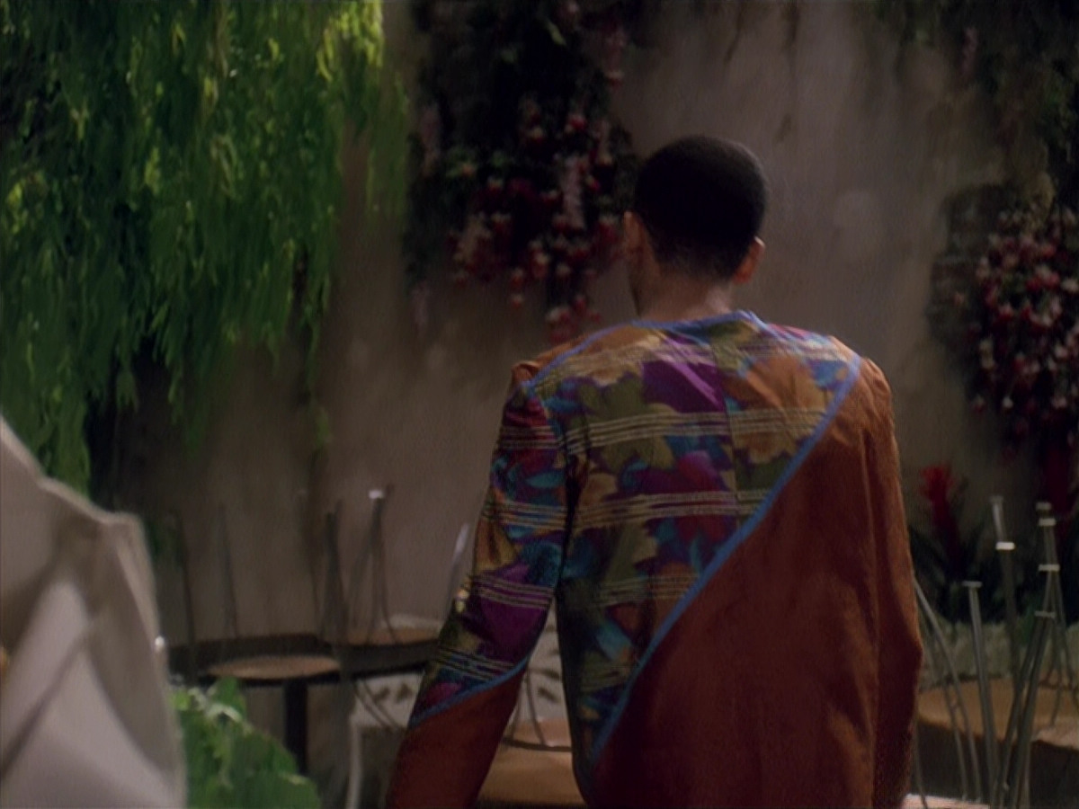 extant_StarTrek_DS9_4x12-ParadiseLost_00298.jpg