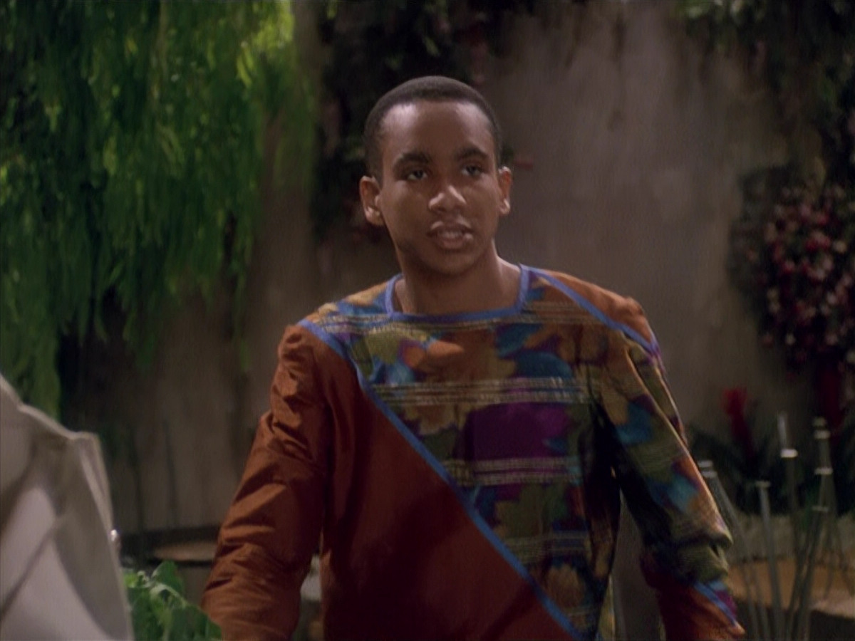 extant_StarTrek_DS9_4x12-ParadiseLost_00308.jpg