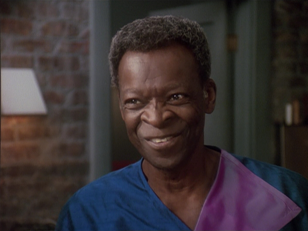 extant_StarTrek_DS9_4x12-ParadiseLost_00319.jpg