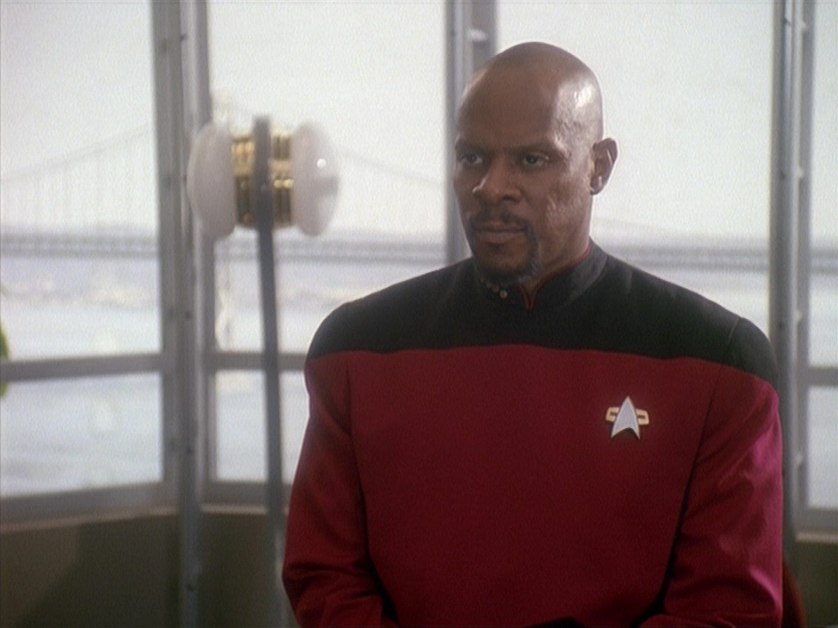 extant_StarTrek_DS9_4x12-ParadiseLost_00359.jpg