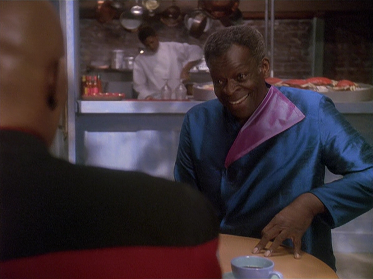 extant_StarTrek_DS9_4x12-ParadiseLost_00638.jpg