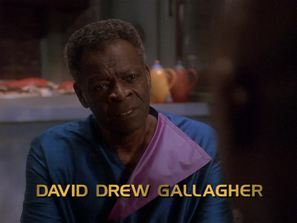 extant_StarTrek_DS9_4x12-ParadiseLost_00657.jpg