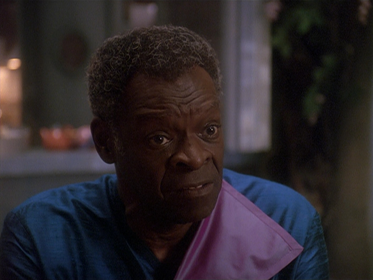 extant_StarTrek_DS9_4x12-ParadiseLost_00670.jpg