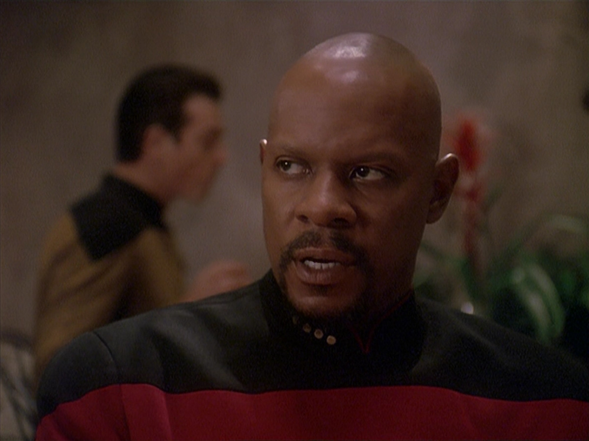 extant_StarTrek_DS9_4x12-ParadiseLost_00687.jpg