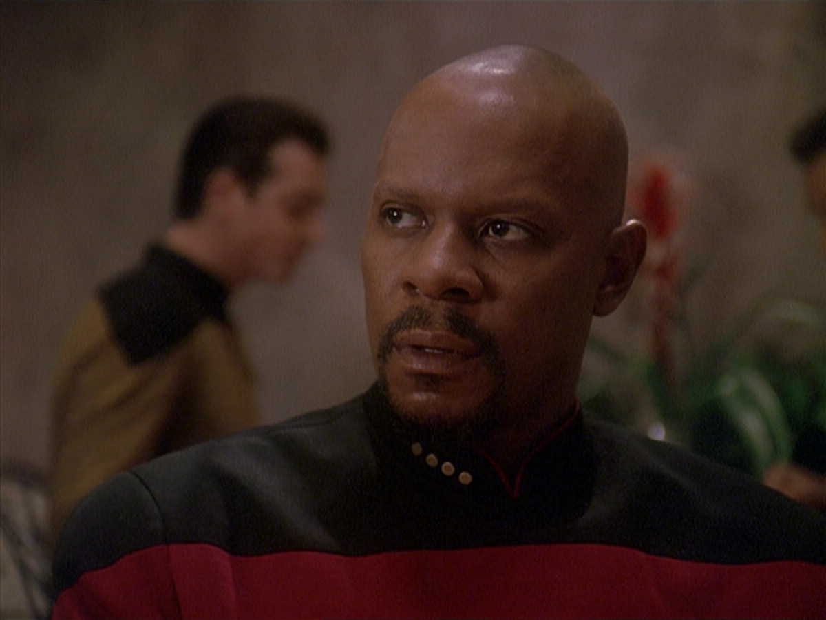 extant_StarTrek_DS9_4x12-ParadiseLost_00689.jpg