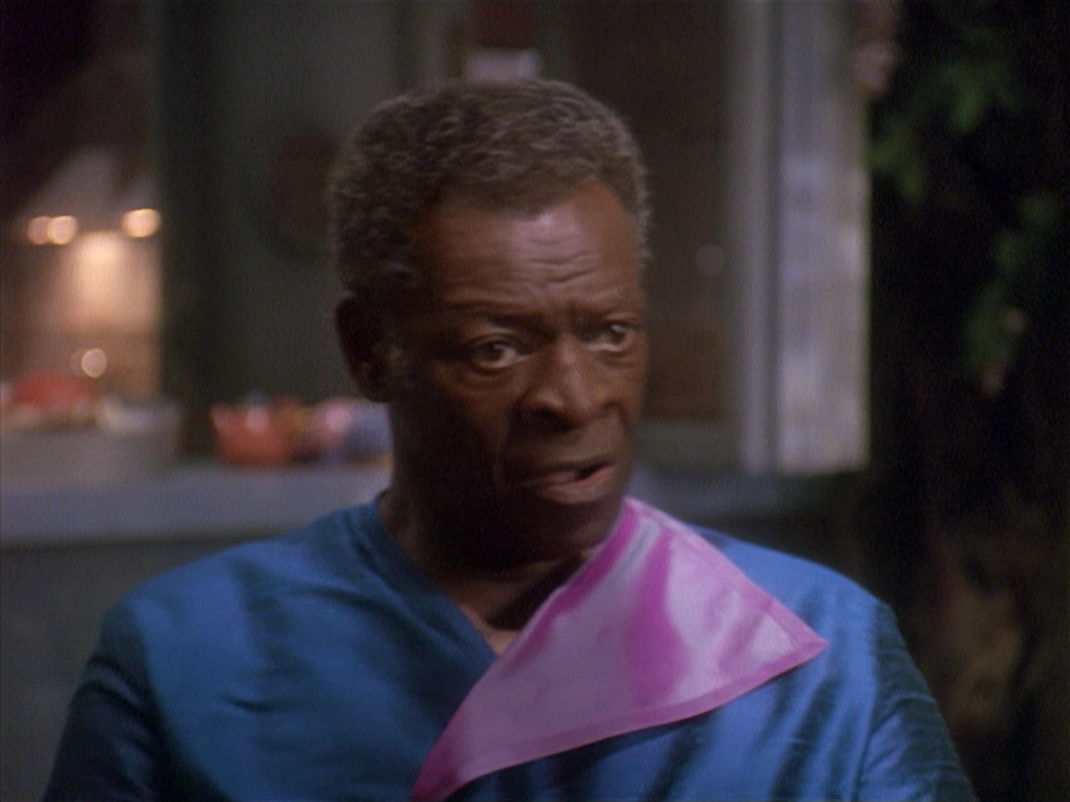 extant_StarTrek_DS9_4x12-ParadiseLost_00690.jpg