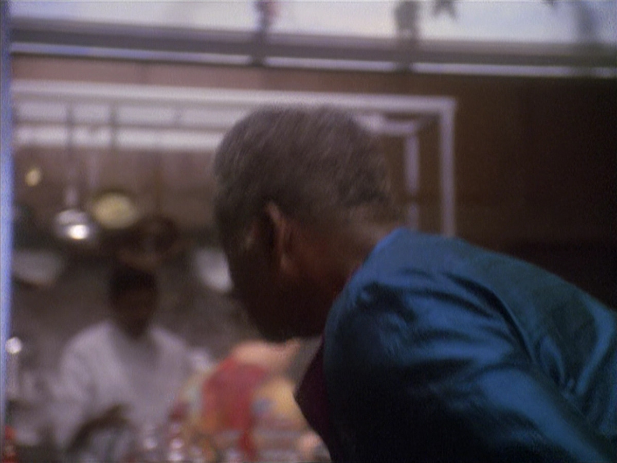 extant_StarTrek_DS9_4x12-ParadiseLost_00695.jpg