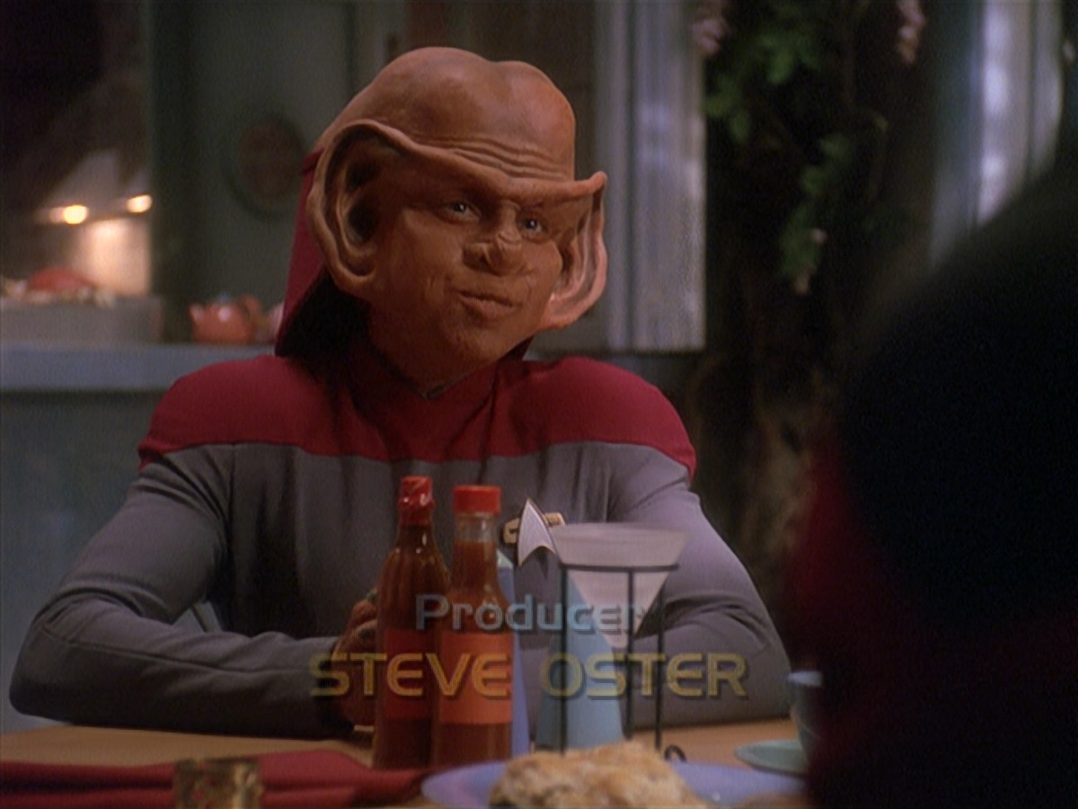 extant_StarTrek_DS9_4x12-ParadiseLost_00737.jpg
