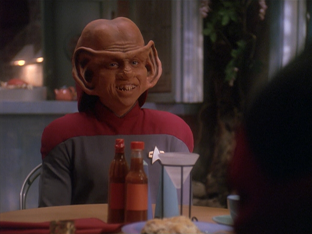 extant_StarTrek_DS9_4x12-ParadiseLost_00771.jpg