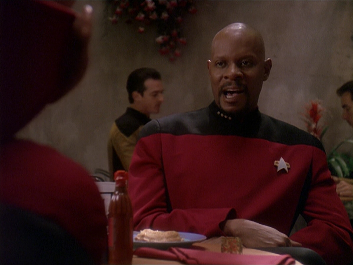 extant_StarTrek_DS9_4x12-ParadiseLost_00791.jpg