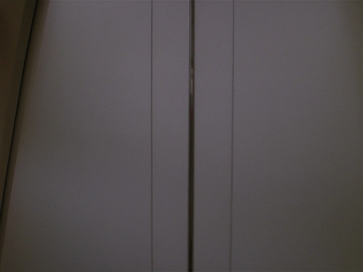 extant_StarTrek_DS9_4x12-ParadiseLost_00801.jpg