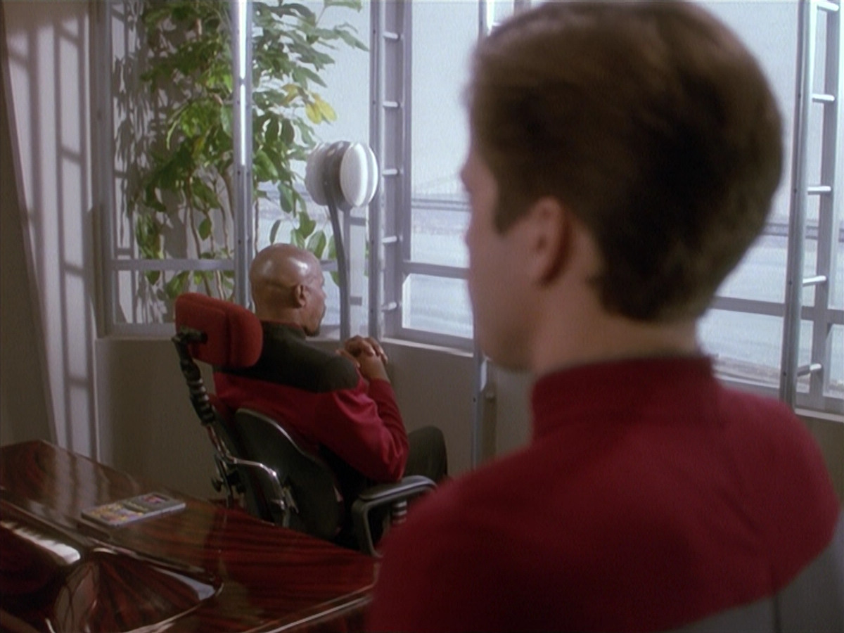 extant_StarTrek_DS9_4x12-ParadiseLost_00812.jpg
