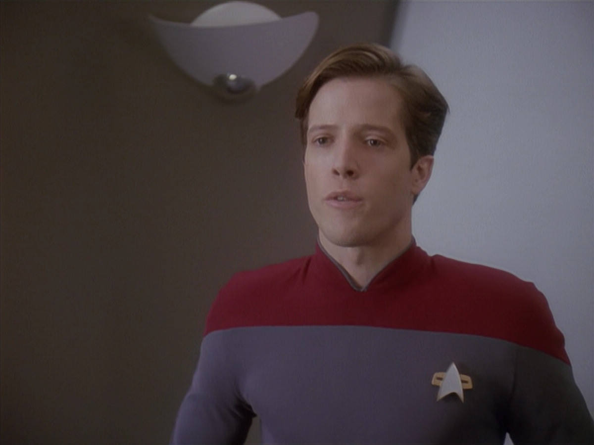 extant_StarTrek_DS9_4x12-ParadiseLost_00852.jpg