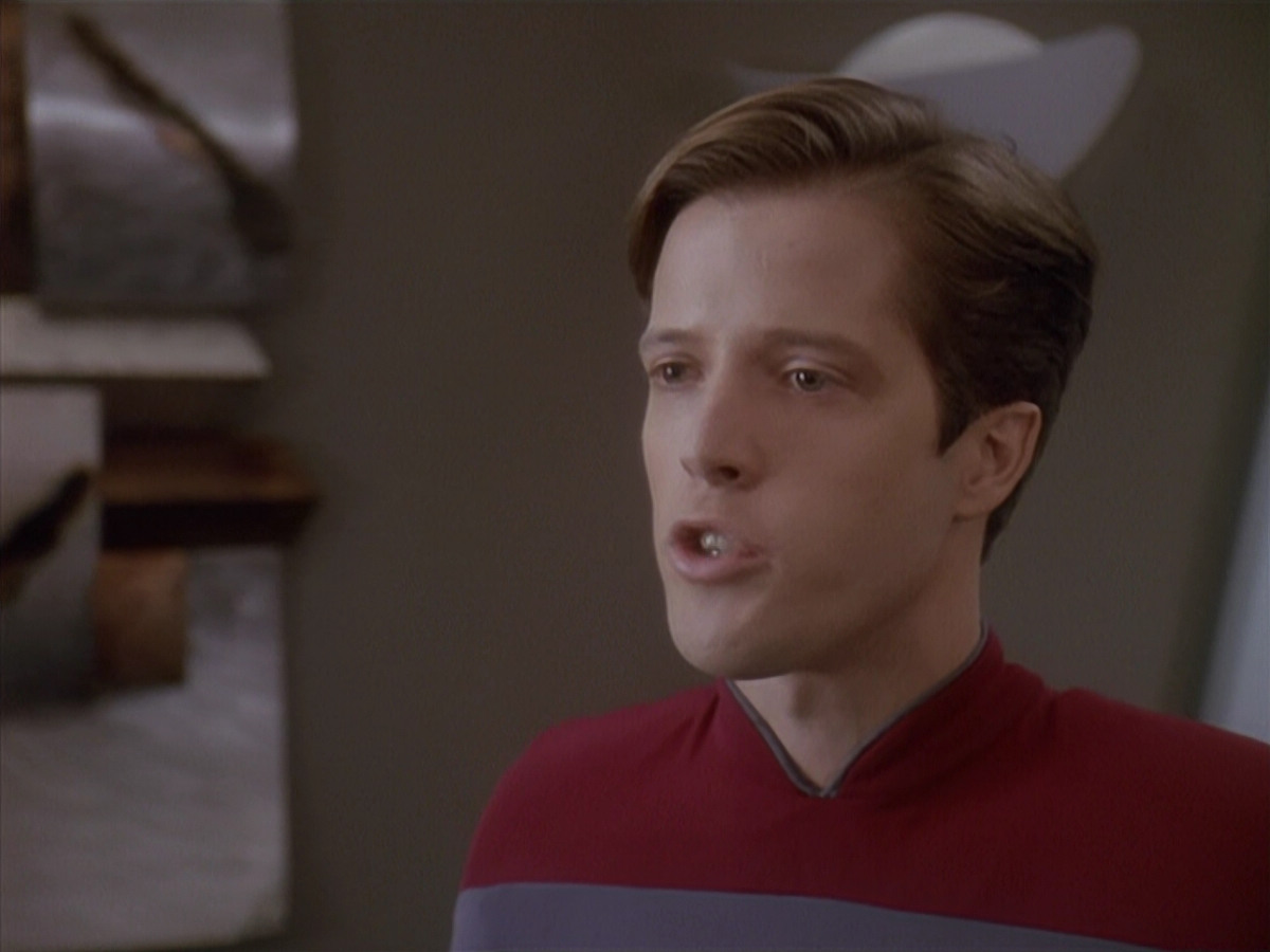 extant_StarTrek_DS9_4x12-ParadiseLost_00856.jpg