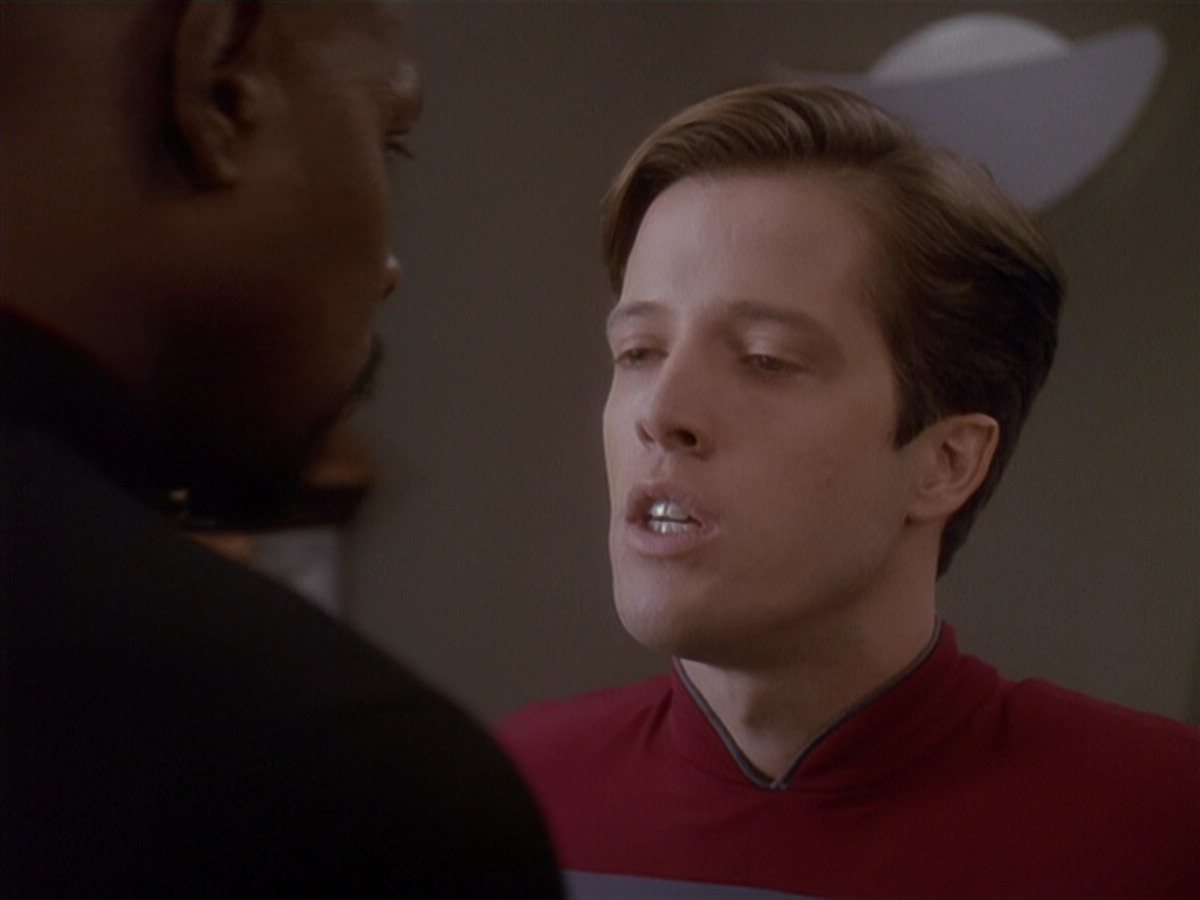 extant_StarTrek_DS9_4x12-ParadiseLost_00861.jpg