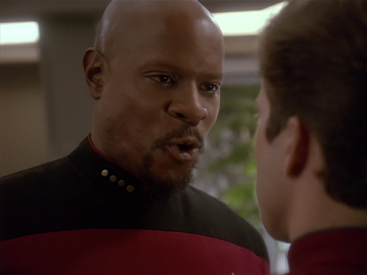 extant_StarTrek_DS9_4x12-ParadiseLost_00896.jpg