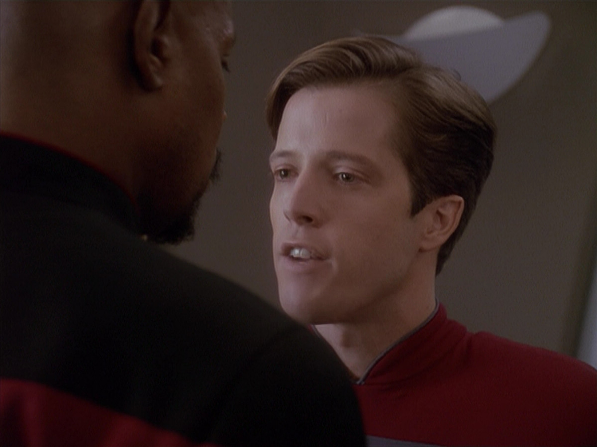 extant_StarTrek_DS9_4x12-ParadiseLost_00906.jpg