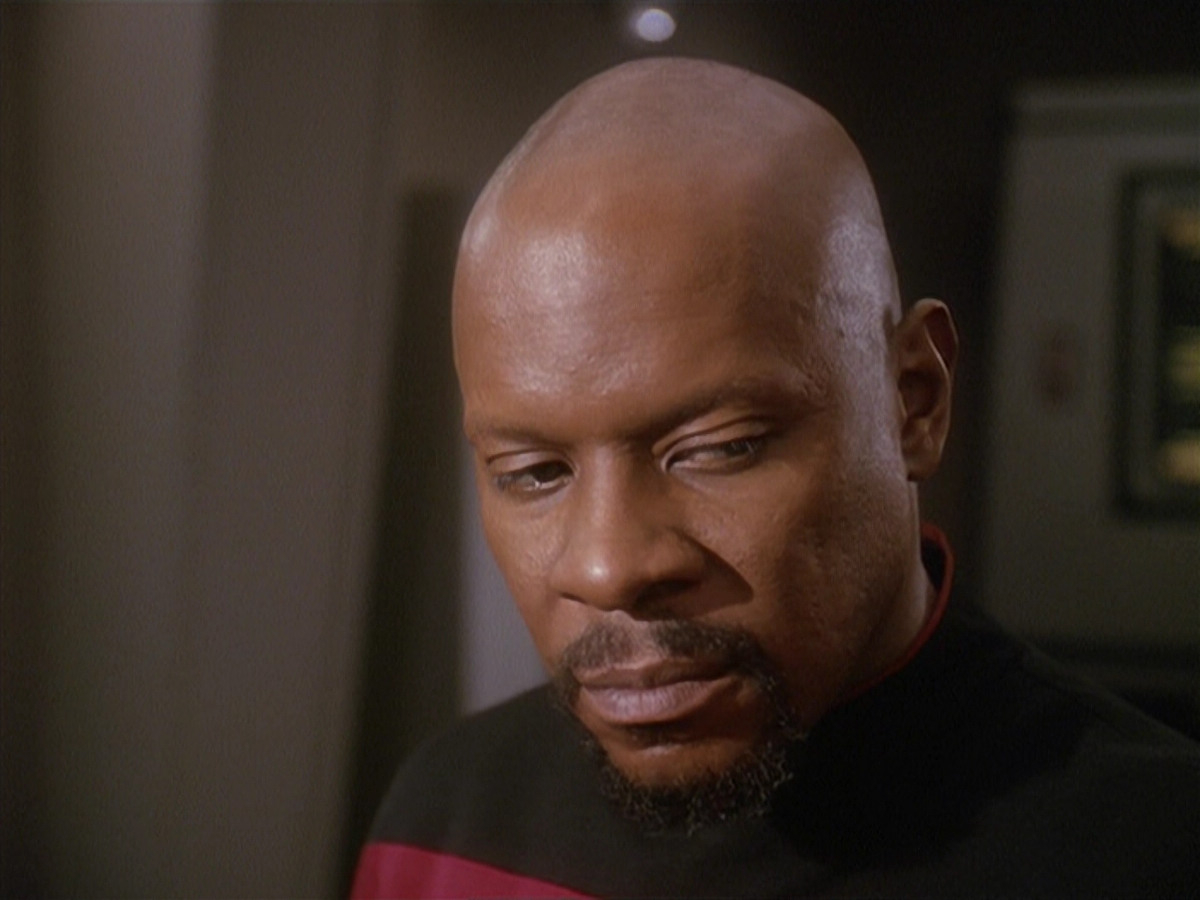 extant_StarTrek_DS9_4x12-ParadiseLost_00933.jpg