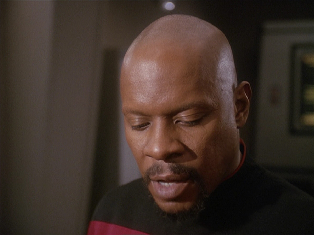 extant_StarTrek_DS9_4x12-ParadiseLost_00938.jpg