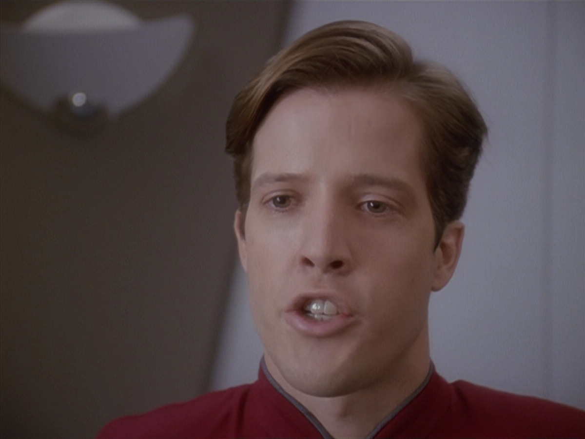 extant_StarTrek_DS9_4x12-ParadiseLost_00942.jpg