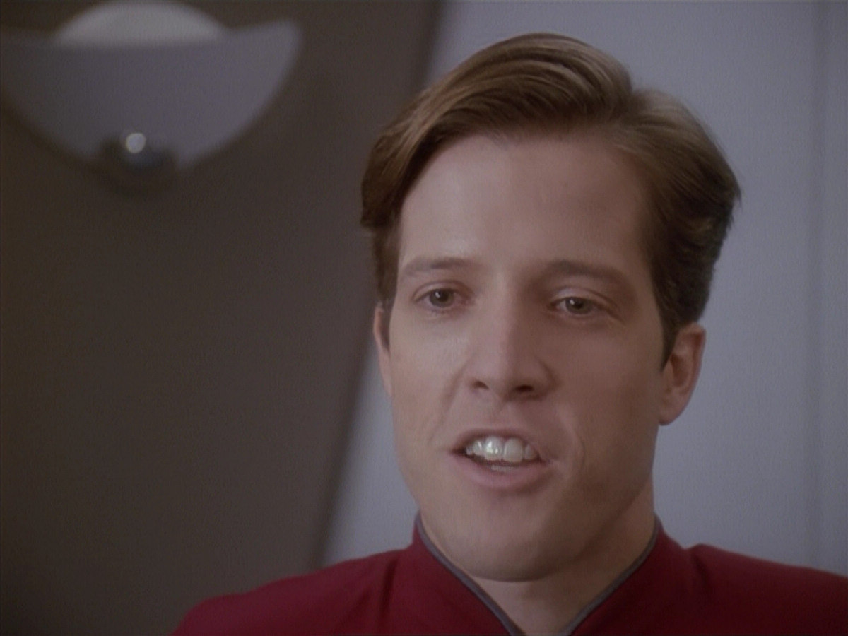 extant_StarTrek_DS9_4x12-ParadiseLost_00967.jpg