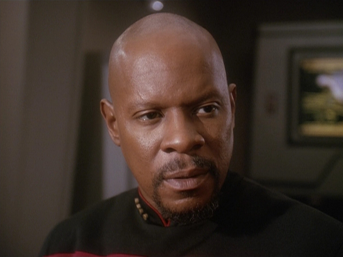 extant_StarTrek_DS9_4x12-ParadiseLost_00976.jpg