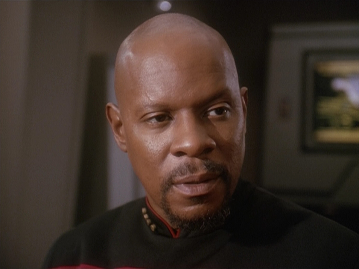 extant_StarTrek_DS9_4x12-ParadiseLost_00977.jpg