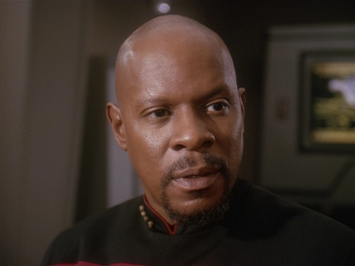 extant_StarTrek_DS9_4x12-ParadiseLost_00980.jpg