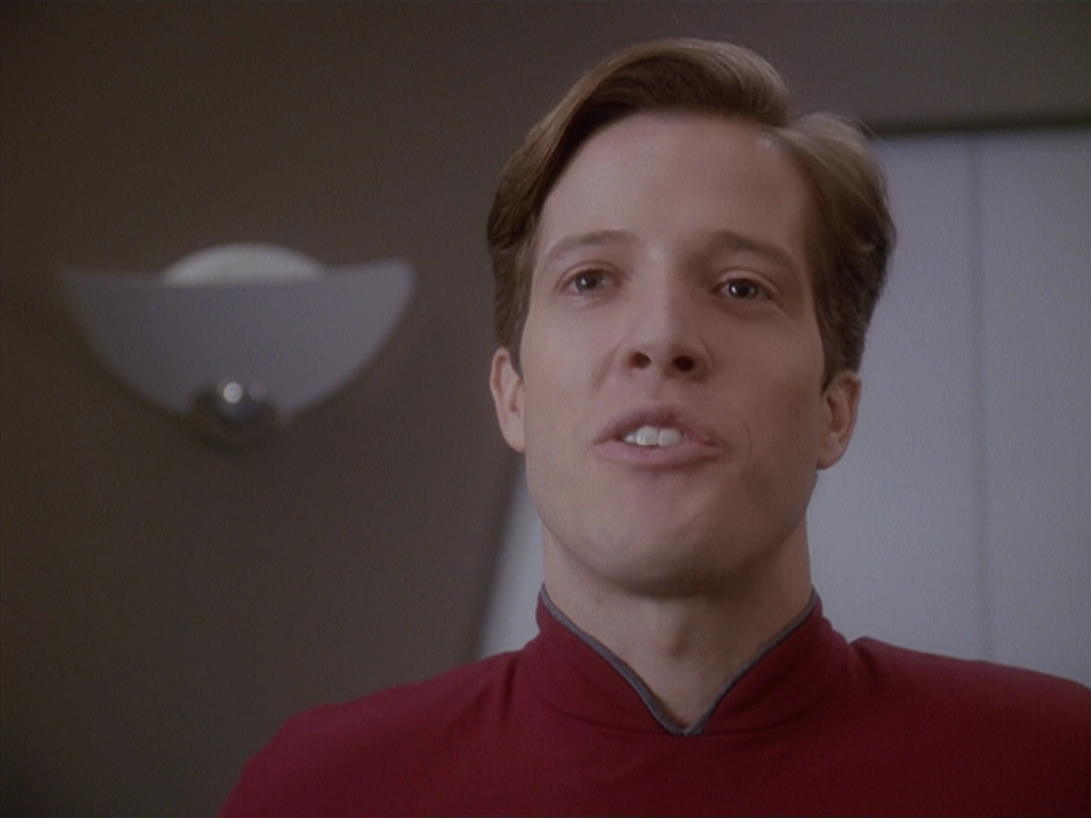 extant_StarTrek_DS9_4x12-ParadiseLost_01004.jpg