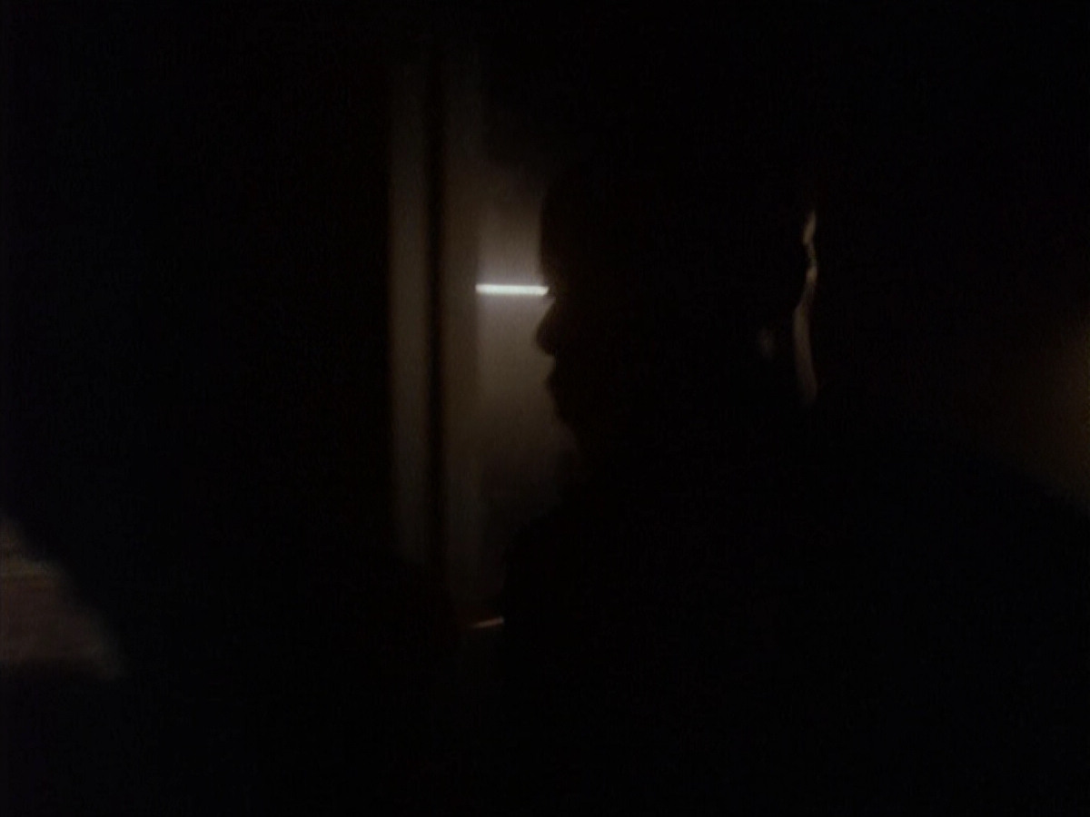 extant_StarTrek_DS9_4x12-ParadiseLost_01046.jpg