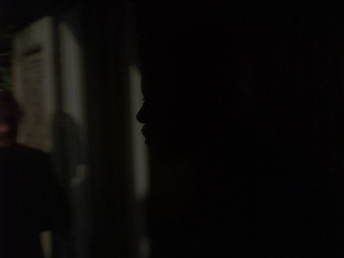 extant_StarTrek_DS9_4x12-ParadiseLost_01047.jpg