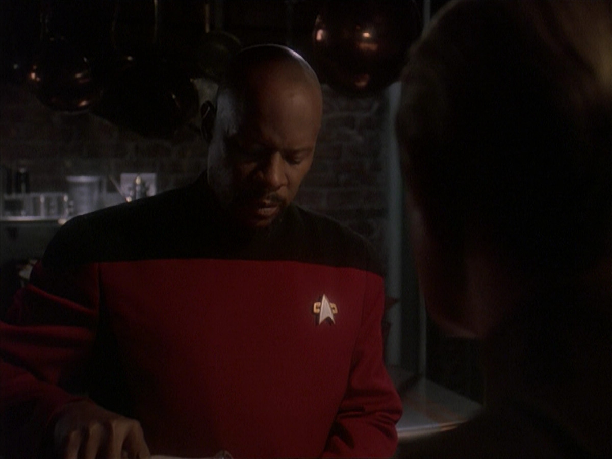 extant_StarTrek_DS9_4x12-ParadiseLost_01066.jpg