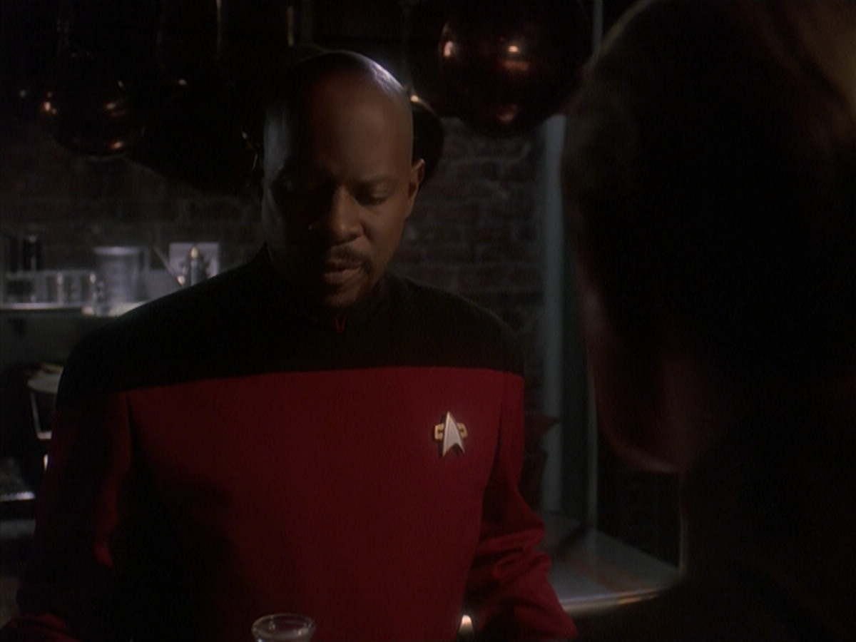 extant_StarTrek_DS9_4x12-ParadiseLost_01074.jpg