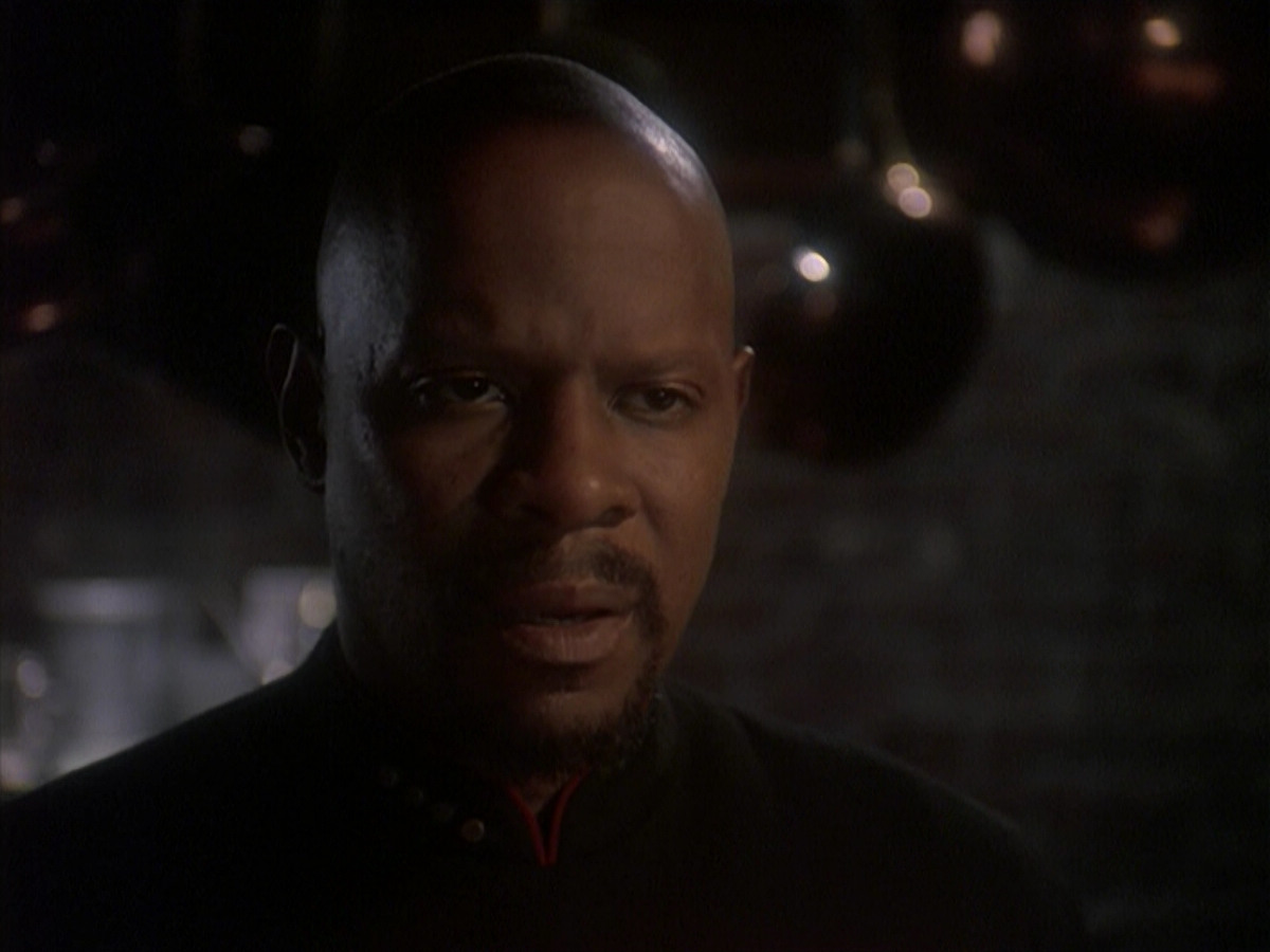 extant_StarTrek_DS9_4x12-ParadiseLost_01133.jpg