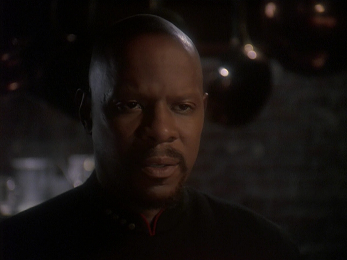 extant_StarTrek_DS9_4x12-ParadiseLost_01135.jpg