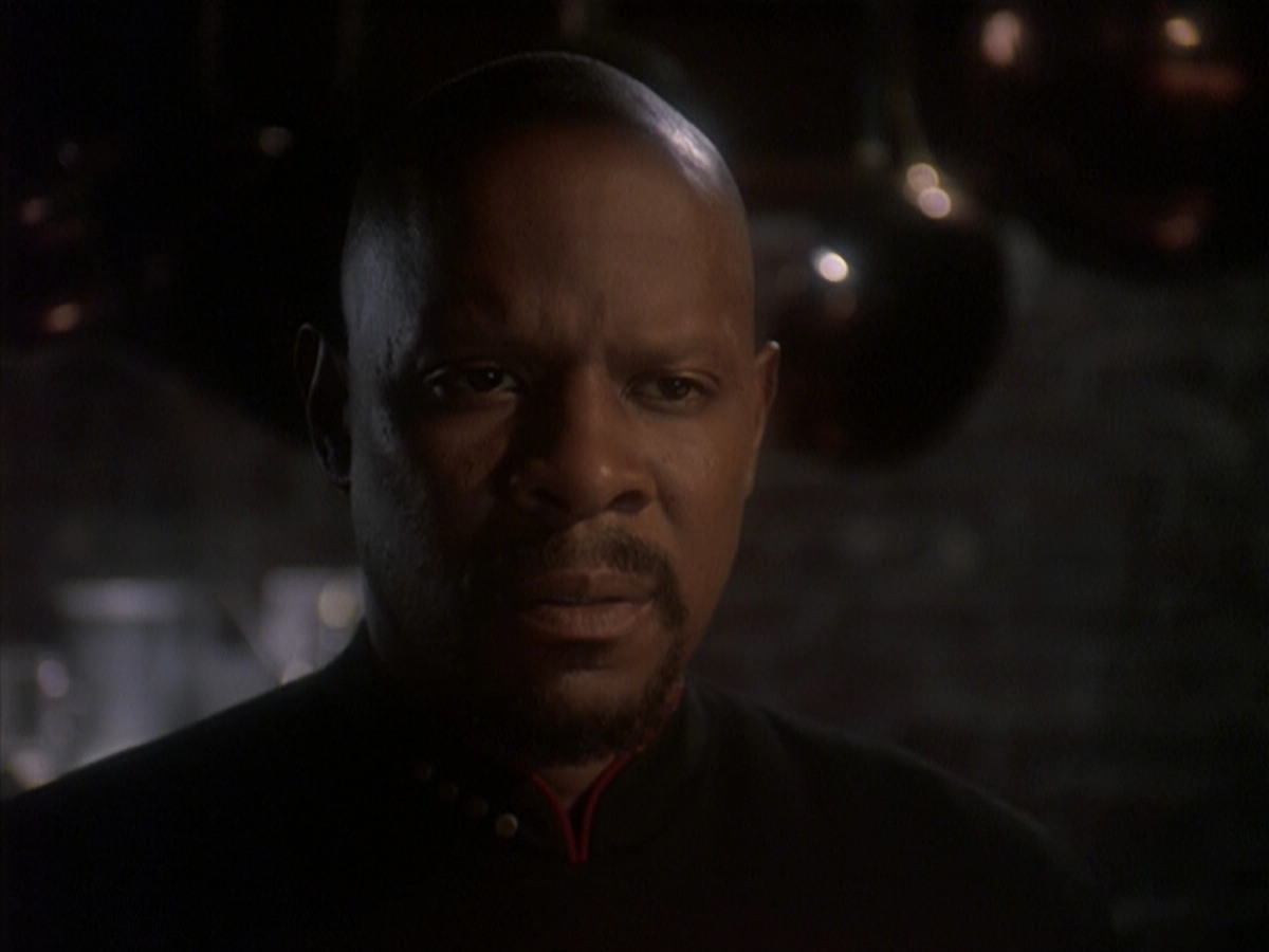 extant_StarTrek_DS9_4x12-ParadiseLost_01158.jpg