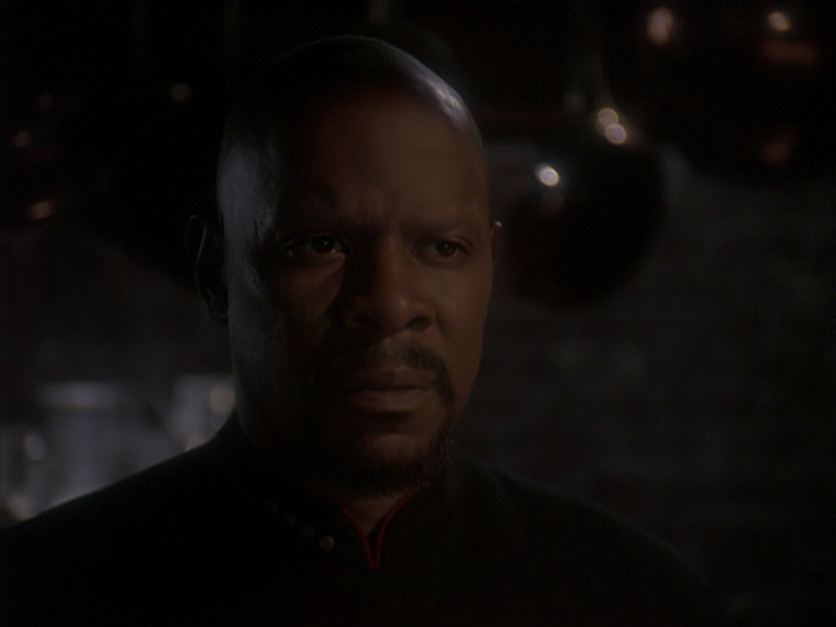 extant_StarTrek_DS9_4x12-ParadiseLost_01162.jpg