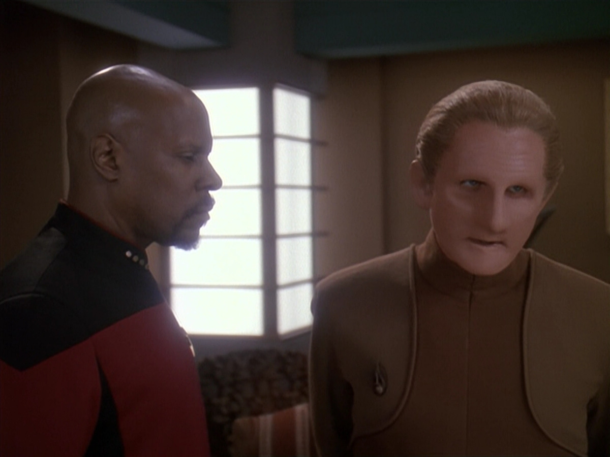 extant_StarTrek_DS9_4x12-ParadiseLost_01208.jpg