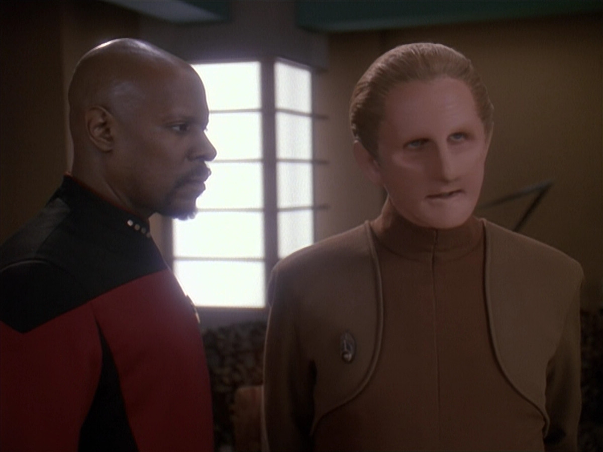extant_StarTrek_DS9_4x12-ParadiseLost_01220.jpg