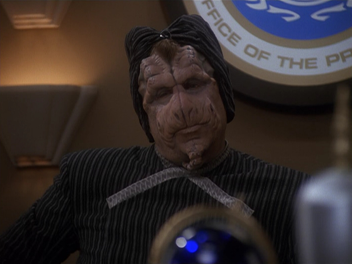 extant_StarTrek_DS9_4x12-ParadiseLost_01238.jpg