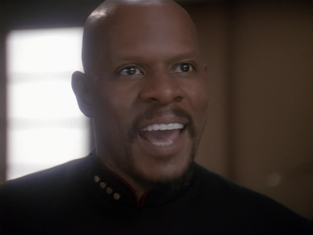 extant_StarTrek_DS9_4x12-ParadiseLost_01341.jpg