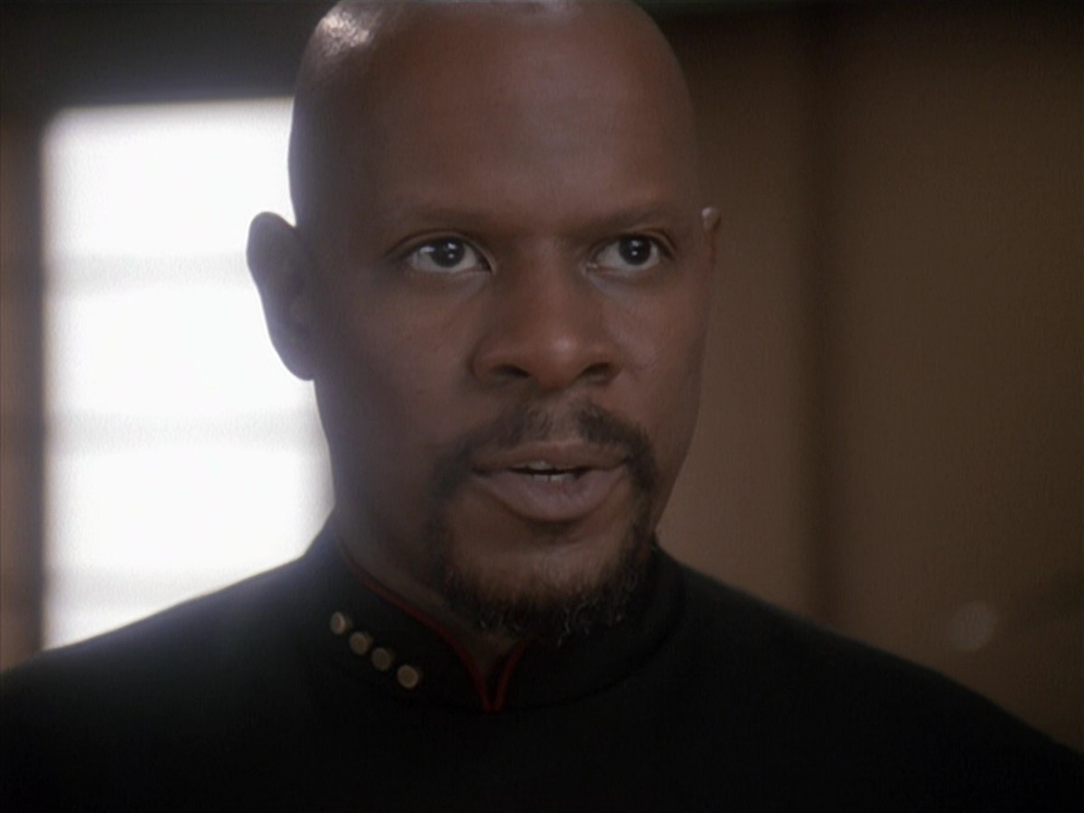 extant_StarTrek_DS9_4x12-ParadiseLost_01373.jpg