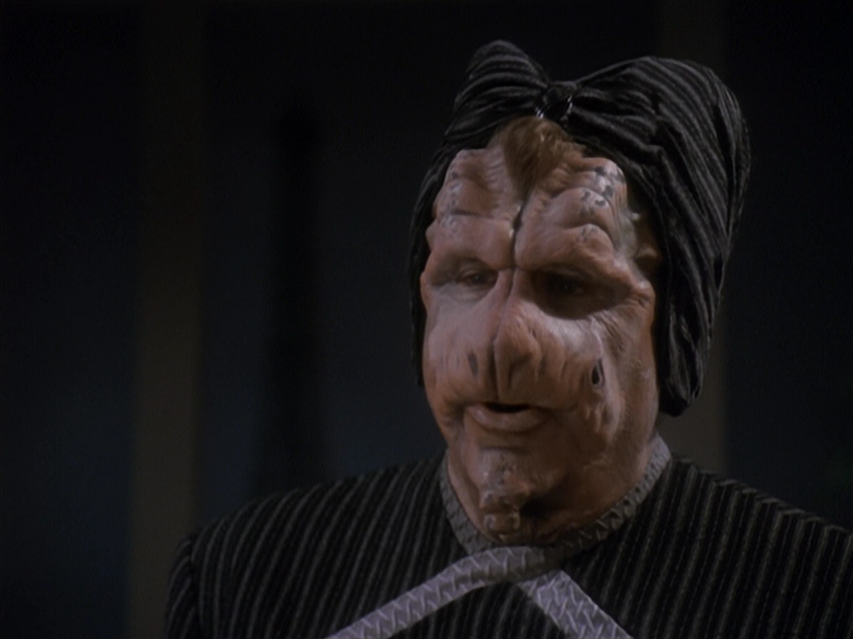 extant_StarTrek_DS9_4x12-ParadiseLost_01381.jpg